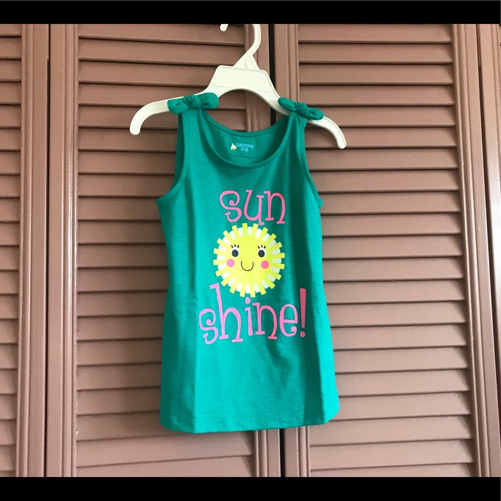 < NWT Girls Tank >